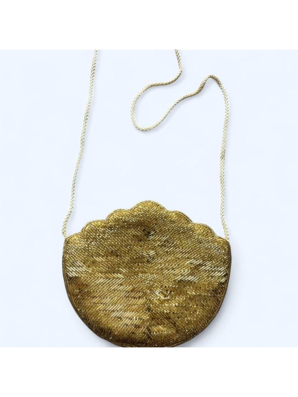 Vintage 60s Style Magid Gold Beaded Scalloped Evening Bag Dainty Demure Elegant - Picture 3 of 7